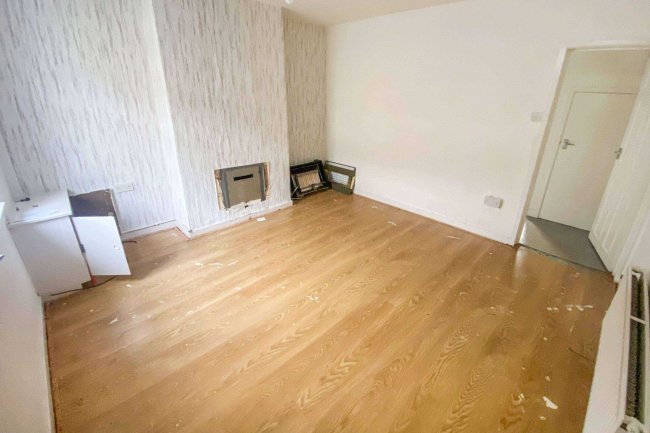 36 Duke Street, Cleator Moor CA25 5BG 9