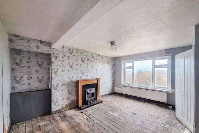 17 Shore Road, Salterbeck, Workington CA14 5HL 83