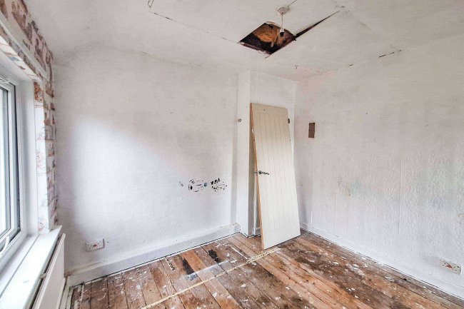 17 Shore Road, Salterbeck, Workington CA14 5HL 83