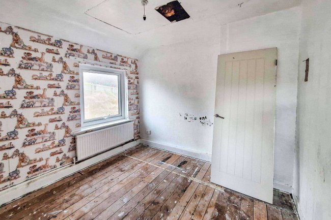 17 Shore Road, Salterbeck, Workington CA14 5HL 83