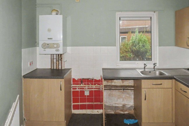 25 Dover Close, Murdishaw, Runcorn WA7 6JA 28