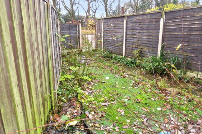 25 Dover Close, Murdishaw, Runcorn WA7 6JA 28