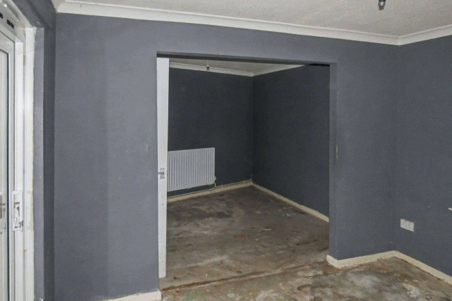 25 Dover Close, Murdishaw, Runcorn WA7 6JA 28