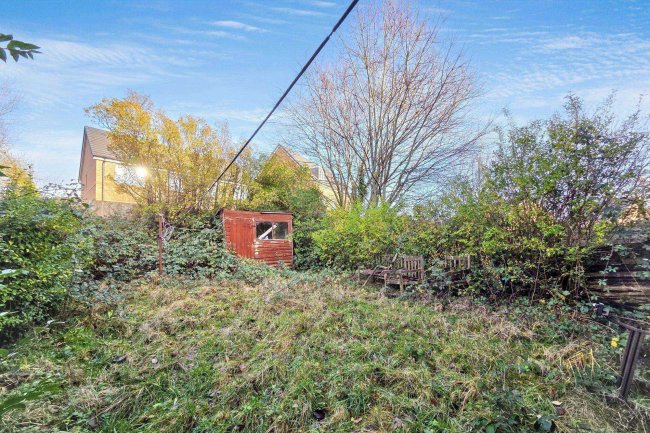 176 Windermere Road, Middleton, Manchester M24 5WG 9