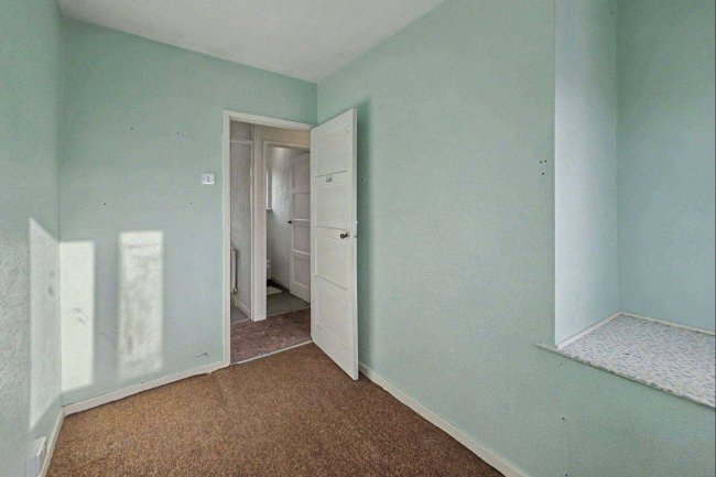 176 Windermere Road, Middleton, Manchester M24 5WG 9