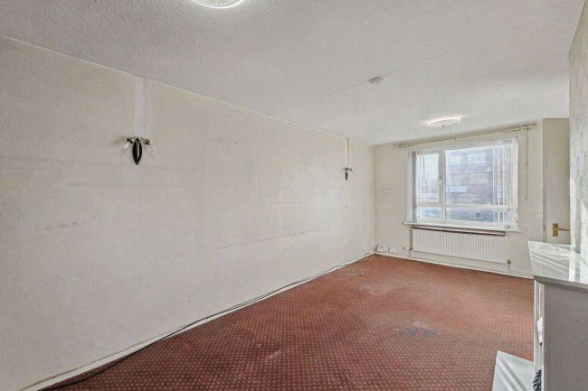 176 Windermere Road, Middleton, Manchester M24 5WG 9