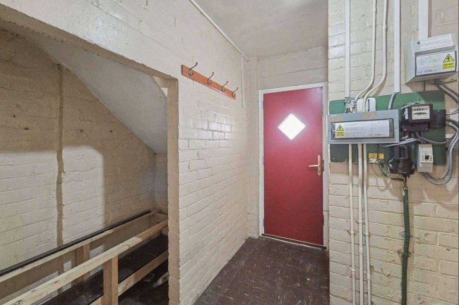 176 Windermere Road, Middleton, Manchester M24 5WG 9