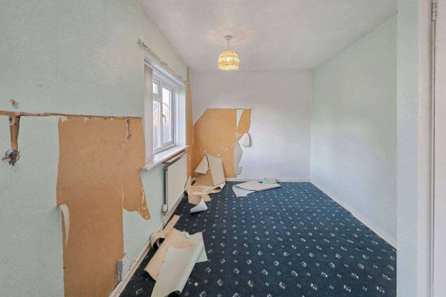 176 Windermere Road, Middleton, Manchester M24 5WG 9