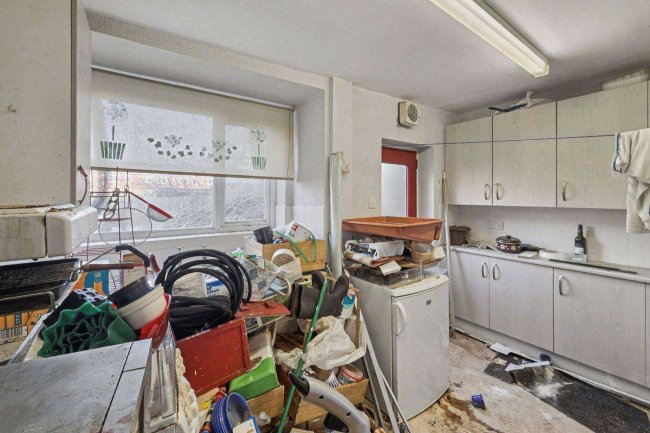 4 Lingmoor Close, Middleton, Manchester M24 4JW 52