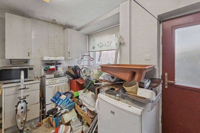 4 Lingmoor Close, Middleton, Manchester M24 4JW 52