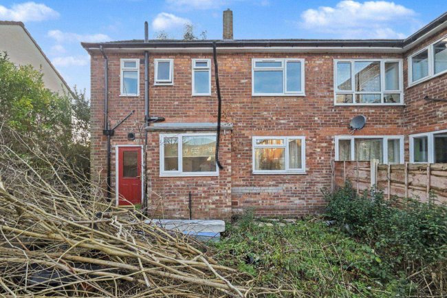 4 Lingmoor Close, Middleton, Manchester M24 4JW 52