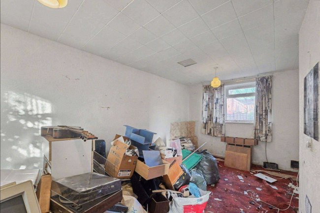 4 Lingmoor Close, Middleton, Manchester M24 4JW 52