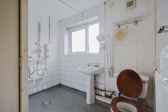 1 Mill Street, Longtown, Carlisle CA6 5TF 72