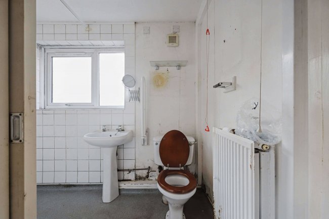 1 Mill Street, Longtown, Carlisle CA6 5TF 72