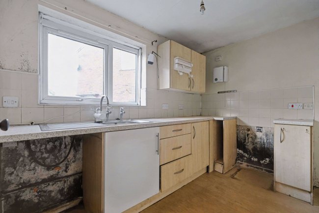 1 Mill Street, Longtown, Carlisle CA6 5TF 72