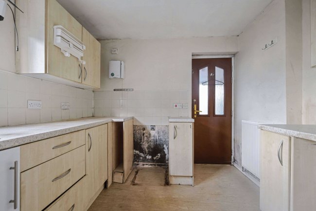 1 Mill Street, Longtown, Carlisle CA6 5TF 72