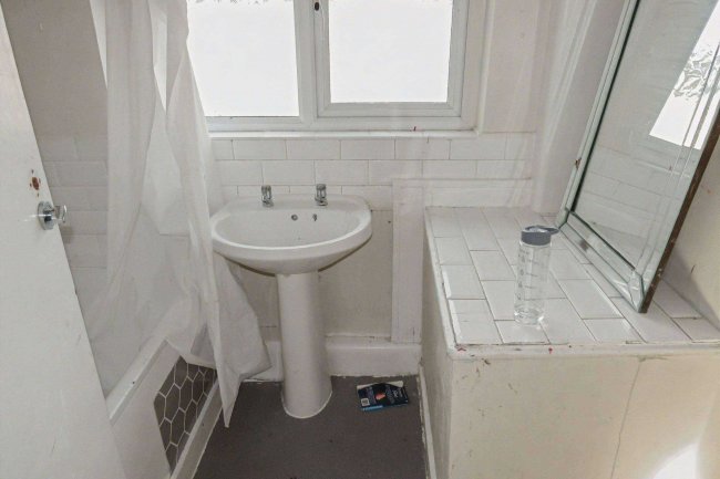 47 Colton Road, Liverpool L25 1NH 95