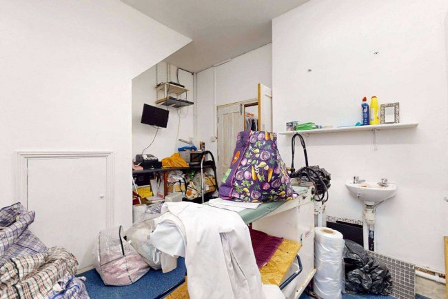 28 & 30 High Street, Northwood HA6 1BN 6