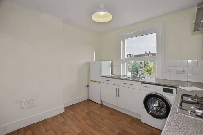 57 Kilmorie Road, Forest Hill, London, SE23 2SS 7