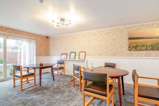 241 Normanby Road, South Bank, Middlesbrough, Cleveland, TS6 6SX 7