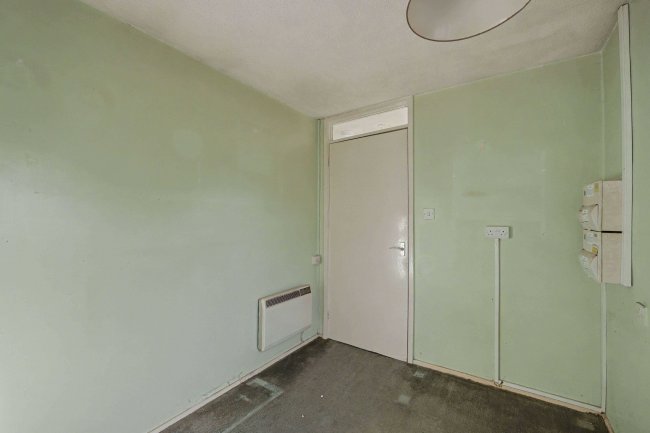 137 Lime Kiln, Royal Wootton Bassett, Wiltshire SN4 7HQ 33