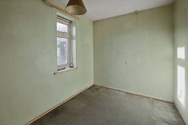 137 Lime Kiln, Royal Wootton Bassett, Wiltshire SN4 7HQ 33