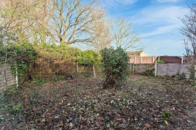 137 Lime Kiln, Royal Wootton Bassett, Wiltshire SN4 7HQ 33