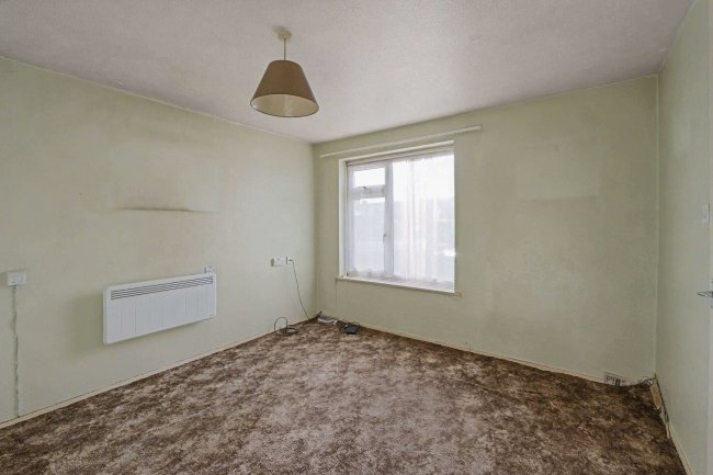 137 Lime Kiln, Royal Wootton Bassett, Wiltshire SN4 7HQ 33