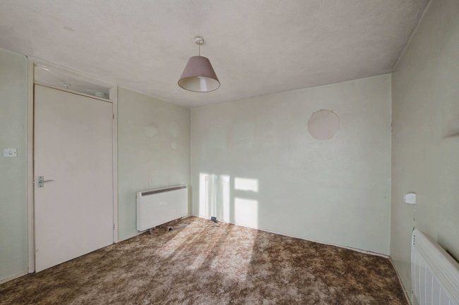 137 Lime Kiln, Royal Wootton Bassett, Wiltshire SN4 7HQ 33