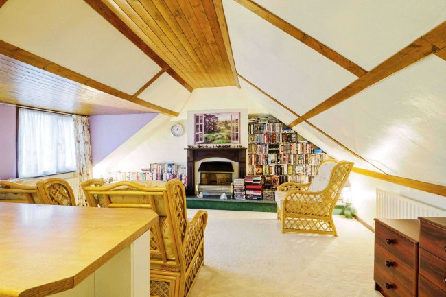 31 Lonsdale Avenue, Margate CT9 3BY 7