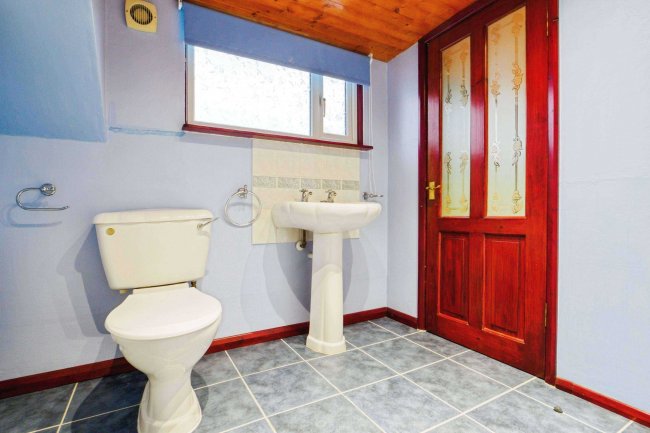 31 Lonsdale Avenue, Margate CT9 3BY 7