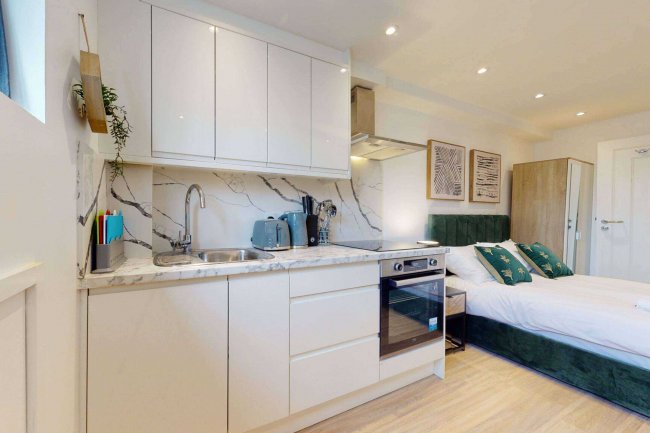 365 Edgware Road, London W2 1BS 9