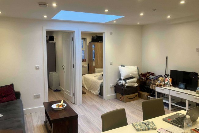 365 Edgware Road, London W2 1BS 9