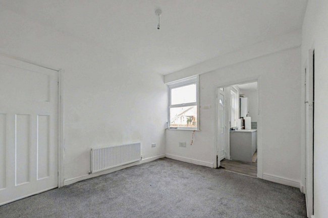 35 Scrogg Road, Newcastle upon Tyne NE6 4EX 18