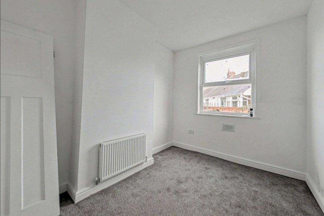 35 Scrogg Road, Newcastle upon Tyne NE6 4EX 18