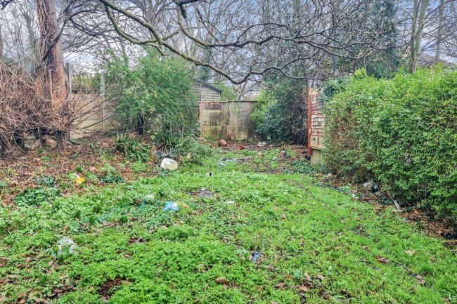 45 Turkey Street, Enfield, EN3 5TT 8