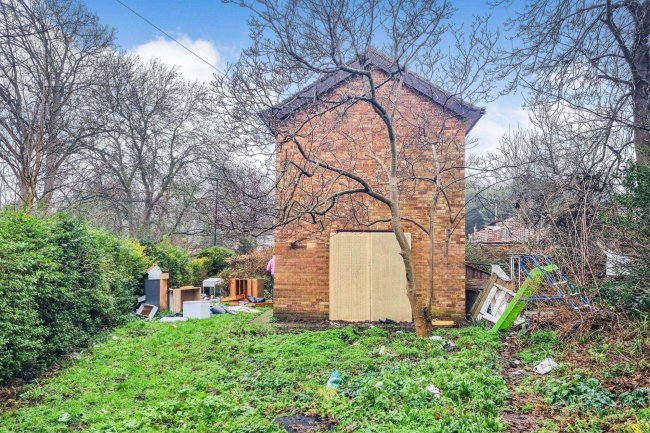 45 Turkey Street, Enfield, EN3 5TT 8