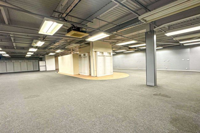 8 Cole Street, Scunthorpe, DN15 6QY 32