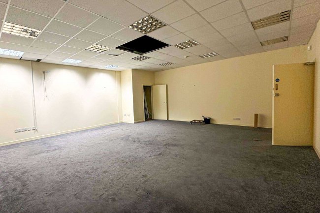 8 Cole Street, Scunthorpe, DN15 6QY 32