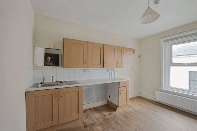 159 West End Road, Bitterne, Southampton, Hampshire, SO18 6PJ 3