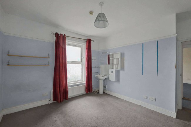 159 West End Road, Bitterne, Southampton, Hampshire, SO18 6PJ 3