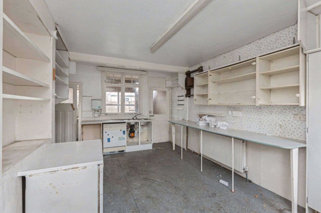 172 Abingdon Road, Oxford, OX1 4RA 6