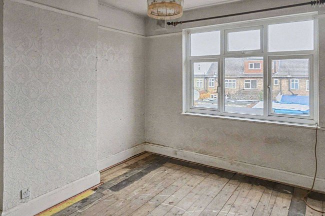 9 Harold Road, Park Royal, London, NW10 7BG 54