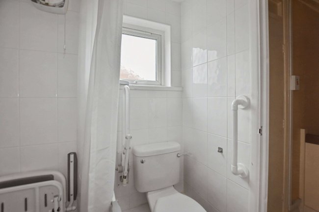 54 Fieldfare Road, Thamesmead, London, SE28 8HR 44