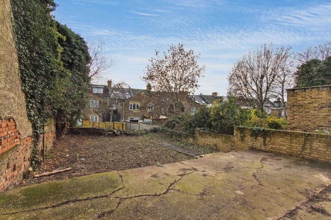 Ground Floor Flat, 1 Nightingale Road, Harlesden, London NW10 4RG 6