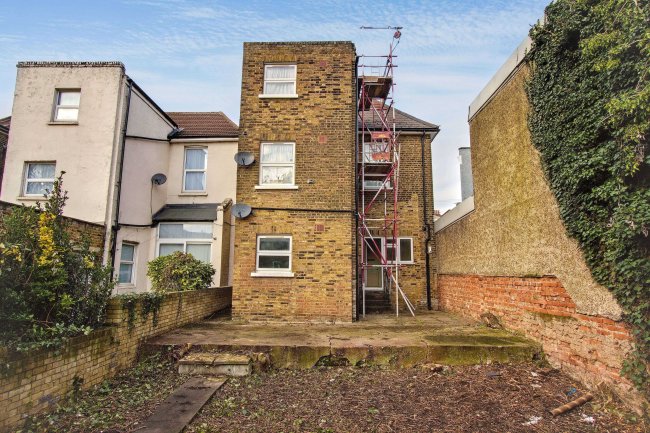 Ground Floor Flat, 1 Nightingale Road, Harlesden, London NW10 4RG 6