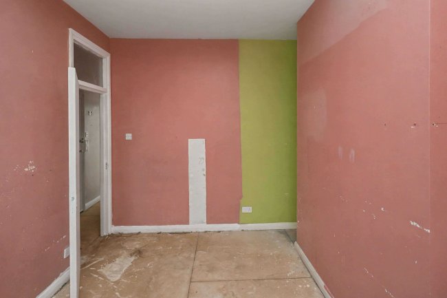 First Floor 25 Claremont Road, Cricklewood, London, NW2 1BP 79