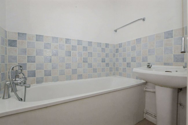 Flat 3, 36 Clanricarde Gardens, Notting Hill Gate, London, W2 4JW 23