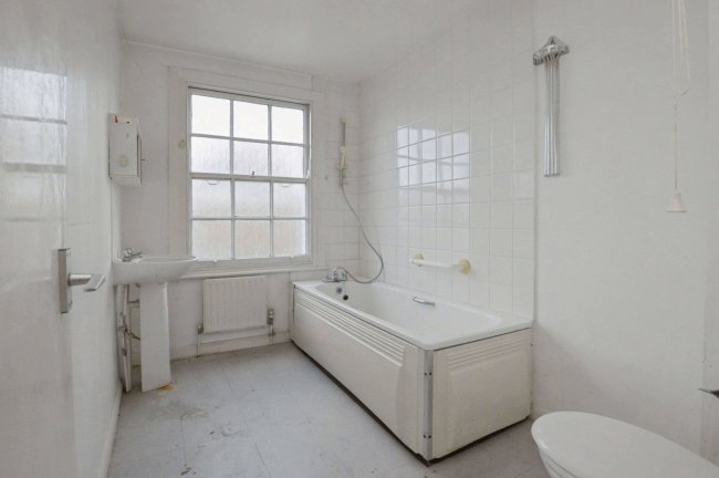 Flat 4, 21/23 Harewood Avenue, Marylebone, London, NW1 6LE 29