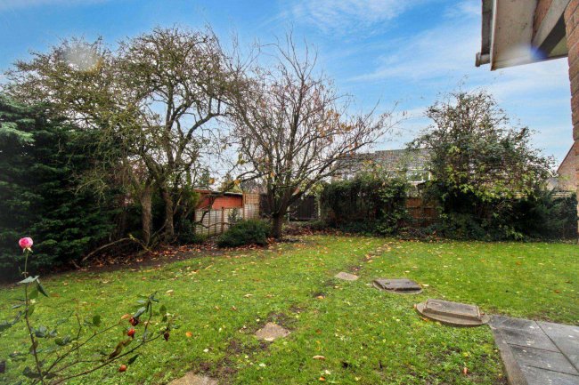 202 Maltings Lane, Witham, Essex, CM8 1JN 25